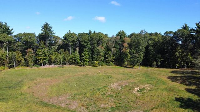 88 Maple Street, Hamilton, MA 01982