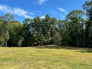 88 Maple Street, Hamilton, MA 01982