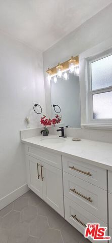 153 N Hanford Avenue, San Pedro (los Angeles), CA 90732