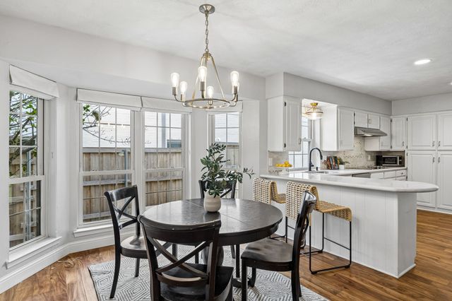 9611 Larchcrest Drive, Dallas, TX 75238