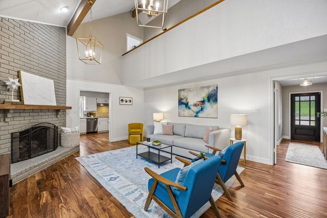 9611 Larchcrest Drive, Dallas, TX 75238