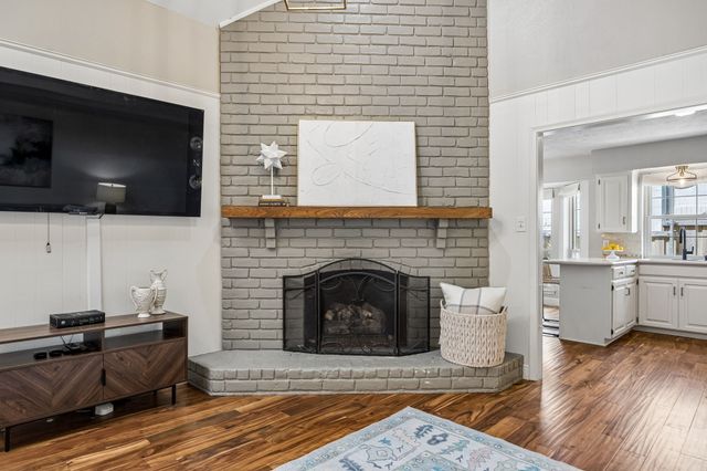 9611 Larchcrest Drive, Dallas, TX 75238