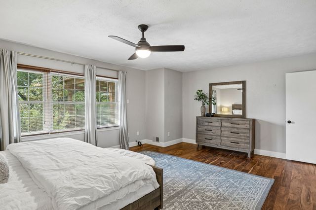 9611 Larchcrest Drive, Dallas, TX 75238