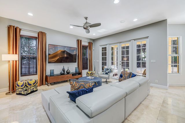 132 NE 21st Court, Wilton Manors, FL 33305