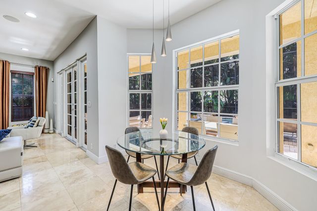 132 NE 21st Court, Wilton Manors, FL 33305