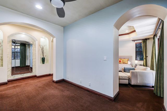 132 NE 21st Court, Wilton Manors, FL 33305