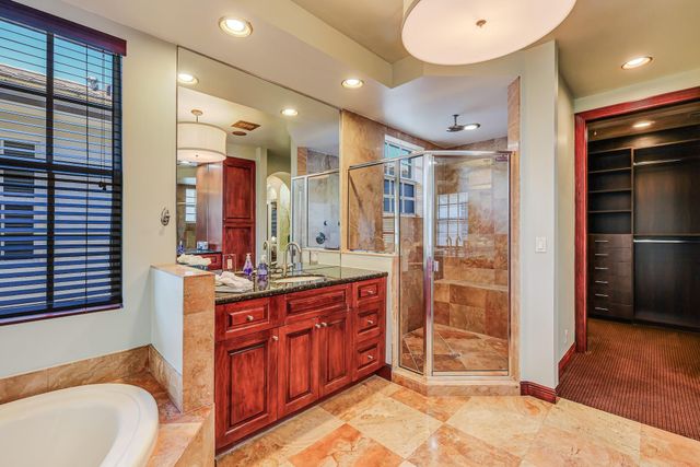 132 NE 21st Court, Wilton Manors, FL 33305