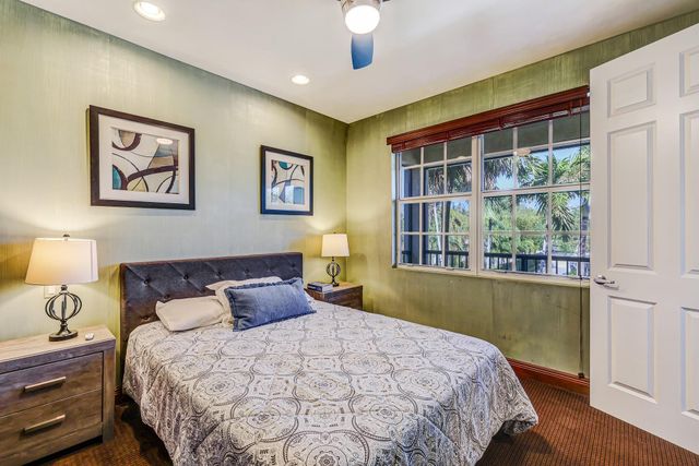 132 NE 21st Court, Wilton Manors, FL 33305