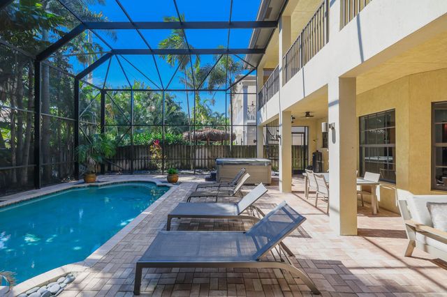 132 NE 21st Court, Wilton Manors, FL 33305