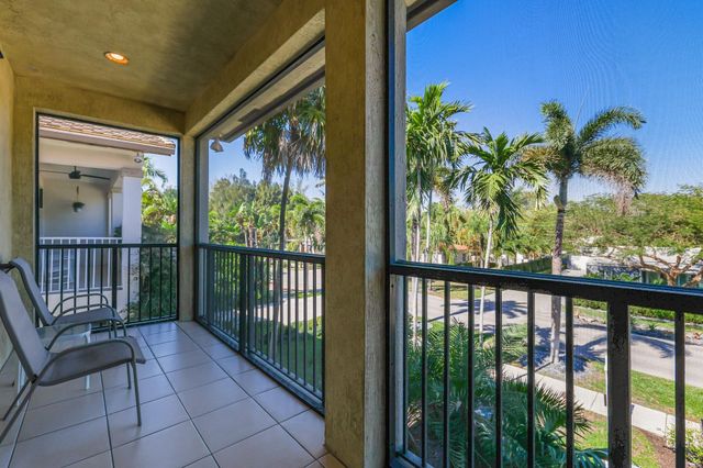 132 NE 21st Court, Wilton Manors, FL 33305