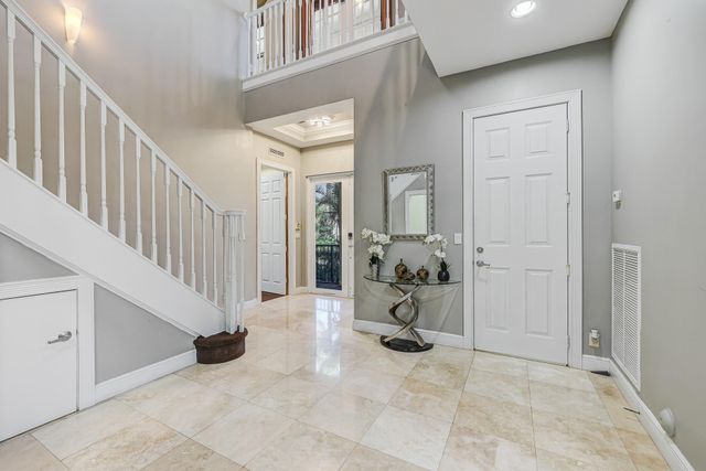 132 NE 21st Court, Wilton Manors, FL 33305