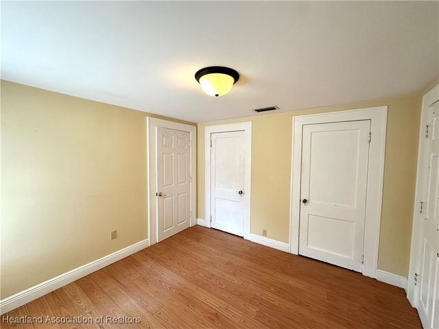 419 E Center Avenue, Sebring, FL 33870