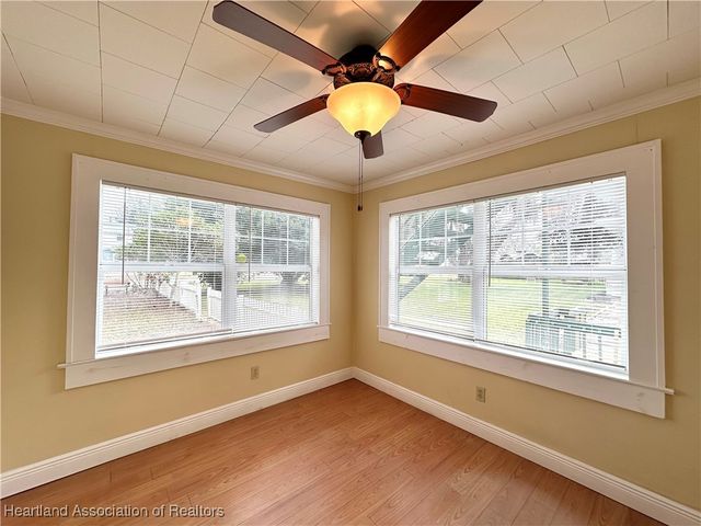 419 E Center Avenue, Sebring, FL 33870