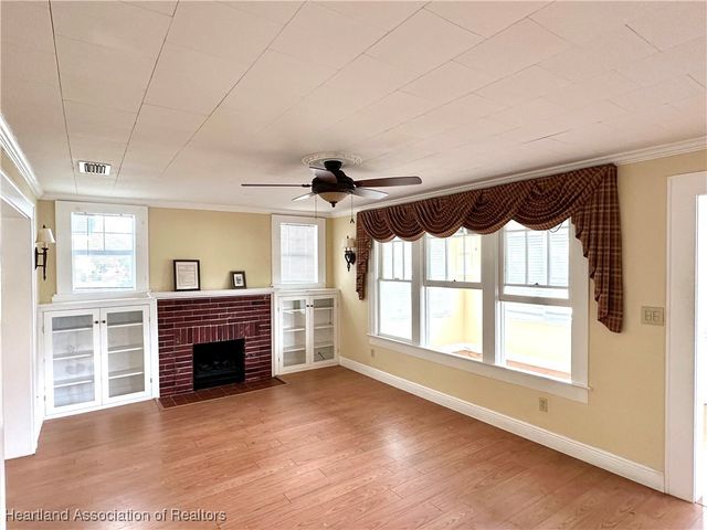 419 E Center Avenue, Sebring, FL 33870