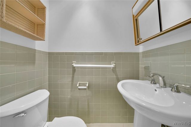 6632 Albion Road, Oakfield, NY 14125