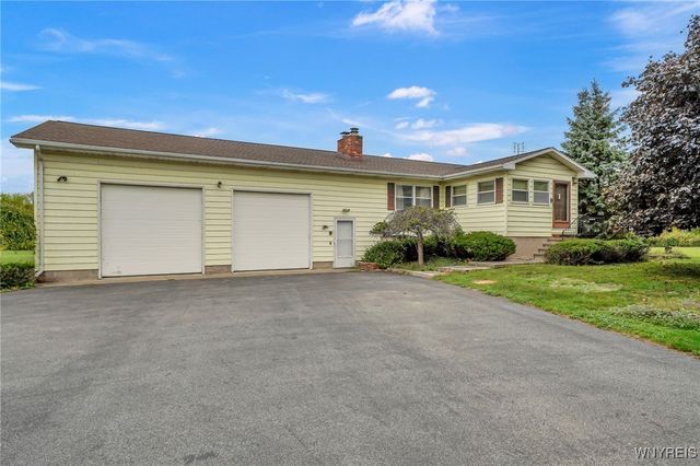 6632 Albion Road, Oakfield, NY 14125