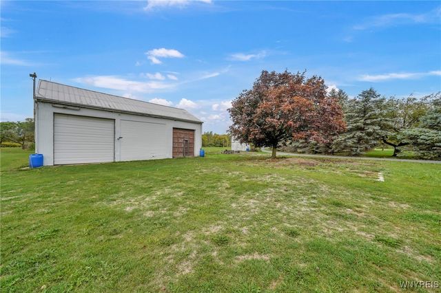 6632 Albion Road, Oakfield, NY 14125