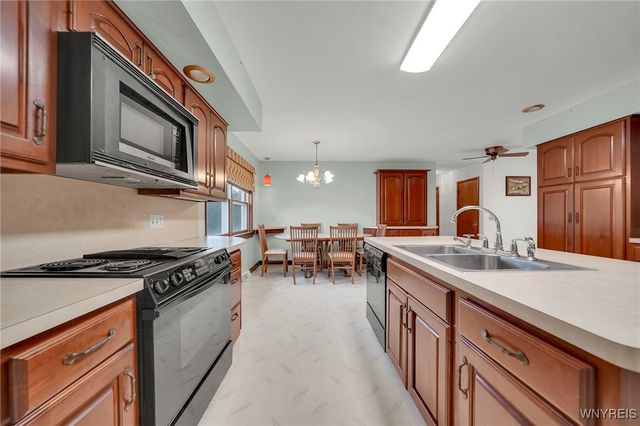 6632 Albion Road, Oakfield, NY 14125