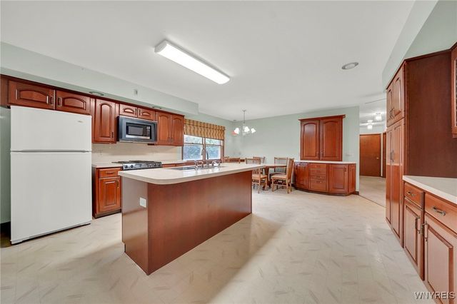 6632 Albion Road, Oakfield, NY 14125