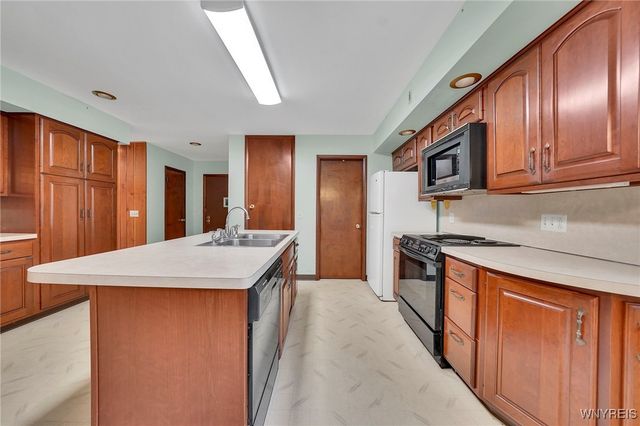 6632 Albion Road, Oakfield, NY 14125