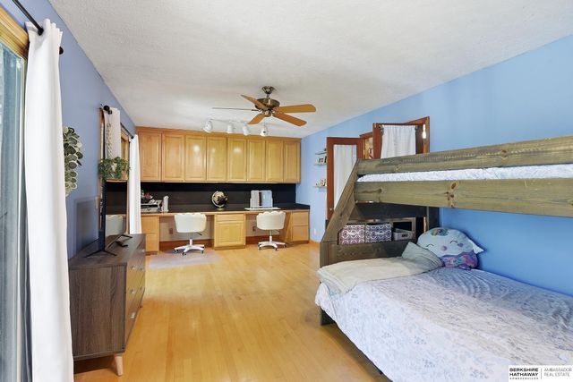 703 Canyon Road, Bellevue, NE 68005