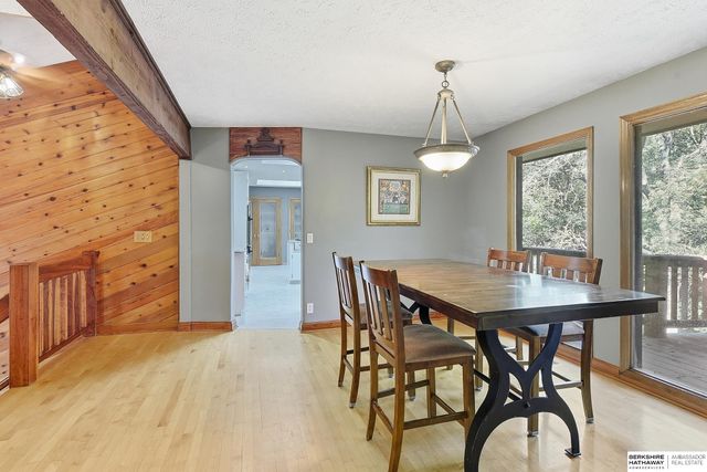 703 Canyon Road, Bellevue, NE 68005