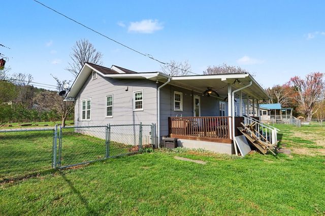 67 Lowell Street, Murphy, NC 28906