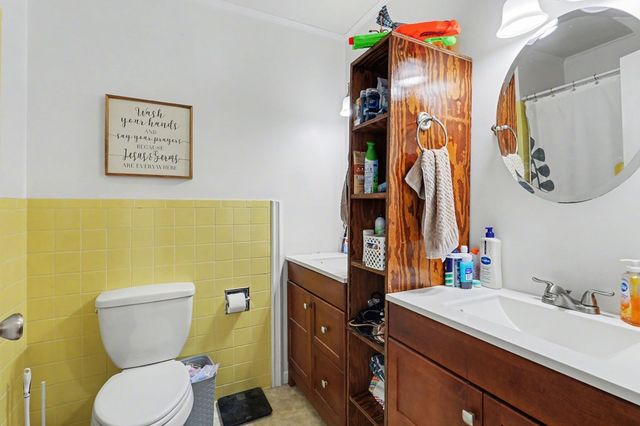 67 Lowell Street, Murphy, NC 28906