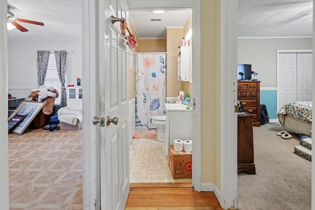 67 Lowell Street, Murphy, NC 28906