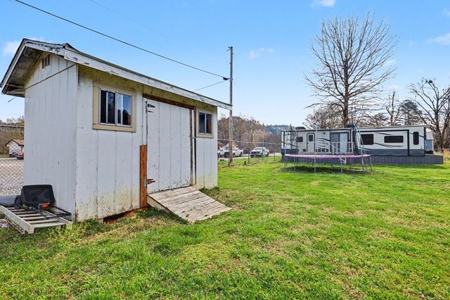 67 Lowell Street, Murphy, NC 28906