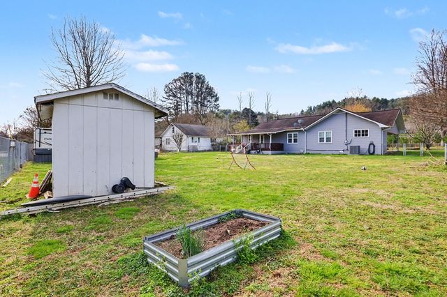 67 Lowell Street, Murphy, NC 28906