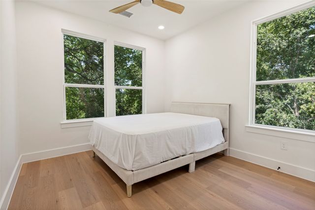 524 Tama Street, Dallas, TX 75203