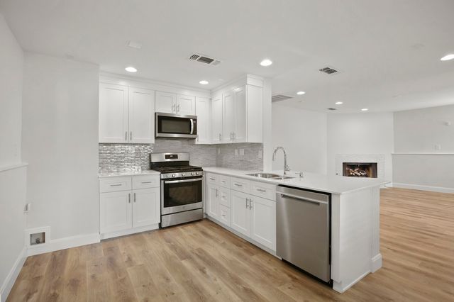 426 Pittman Street, Richardson, TX 75081