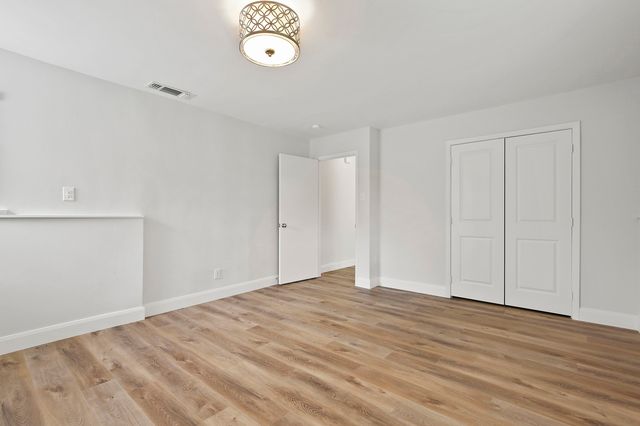 426 Pittman Street, Richardson, TX 75081