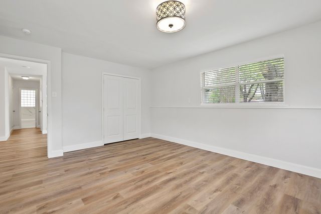 426 Pittman Street, Richardson, TX 75081