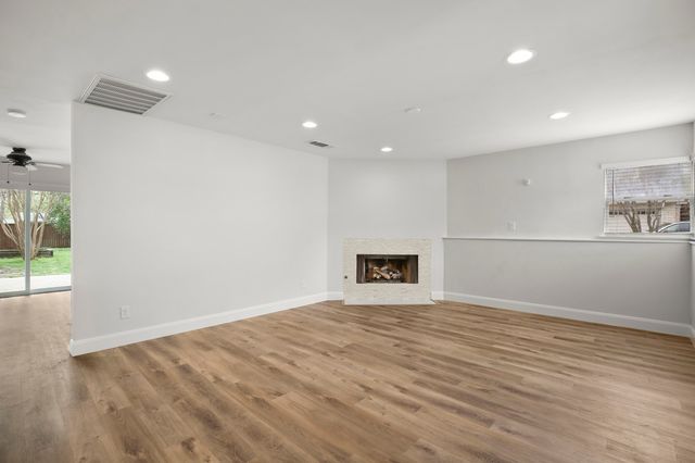 426 Pittman Street, Richardson, TX 75081