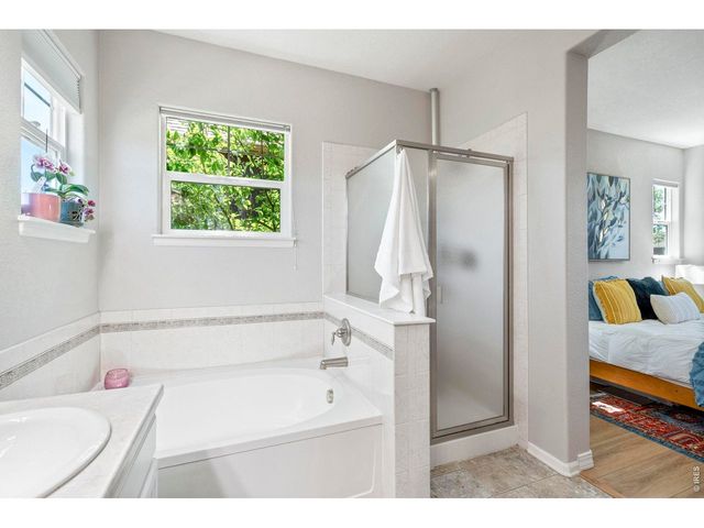 1971 Fairway Pointe Dr, Erie, CO 80516