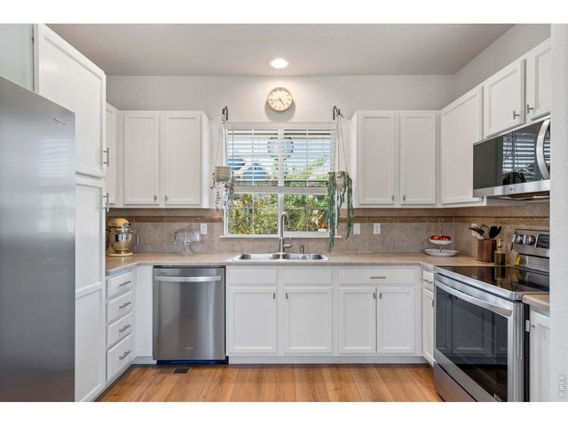1971 Fairway Pointe Dr, Erie, CO 80516