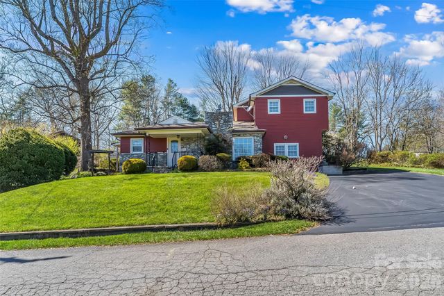 10 Woodmont Drive, Asheville, NC 28806