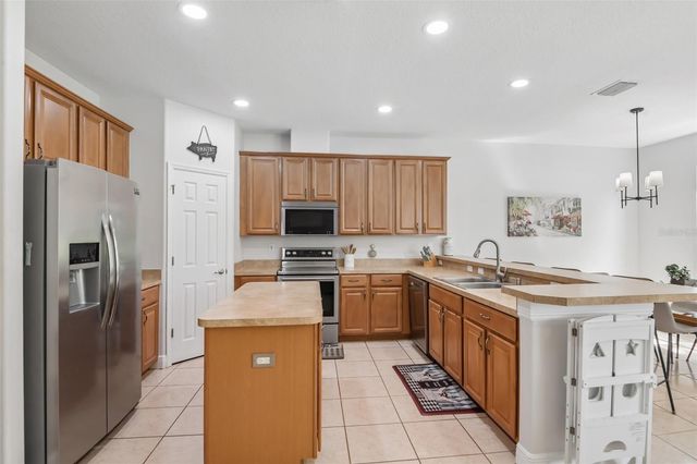 5903 CAPE LOOP, Land O Lakes, FL 34639