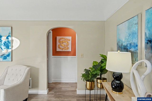 345 23rd St N, Salem, OR 97301