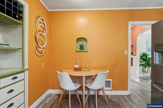 345 23rd St N, Salem, OR 97301