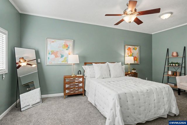 345 23rd St N, Salem, OR 97301