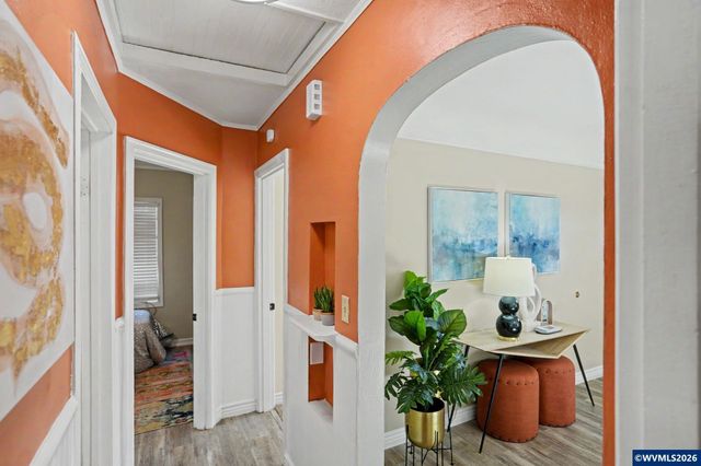 345 23rd St N, Salem, OR 97301