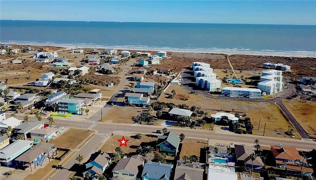 1002 S Eleventh St, Port Aransas, TX 78373