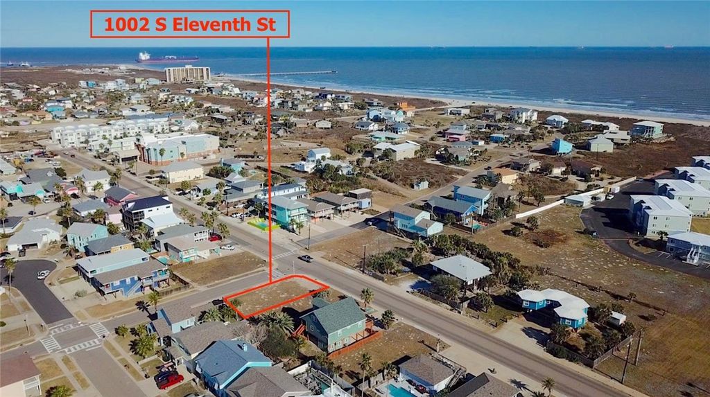 1002 S Eleventh St, Port Aransas, TX 78373