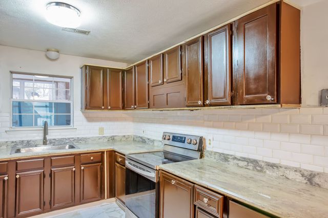 3296 Anderson Rd, Antioch, TN 37013