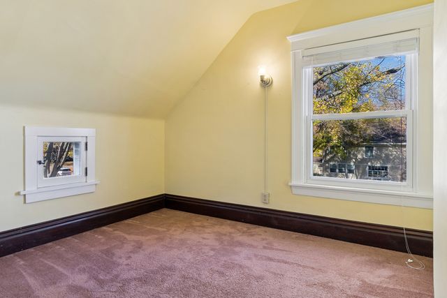 55 Garfield Street, Oswego, IL 60543