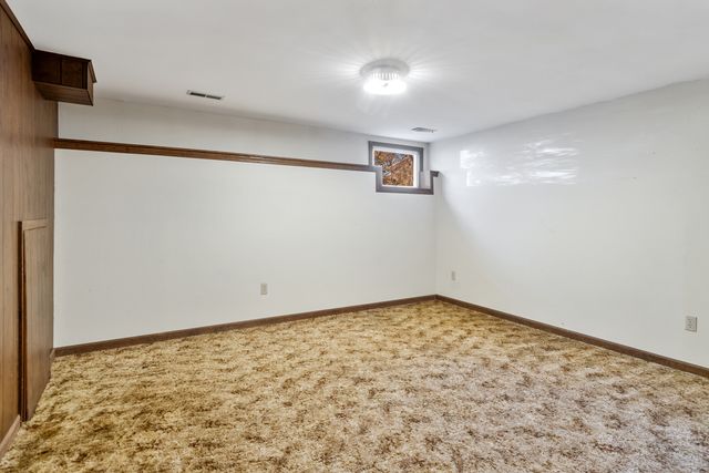 55 Garfield Street, Oswego, IL 60543