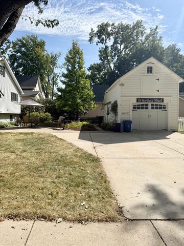 55 Garfield Street, Oswego, IL 60543